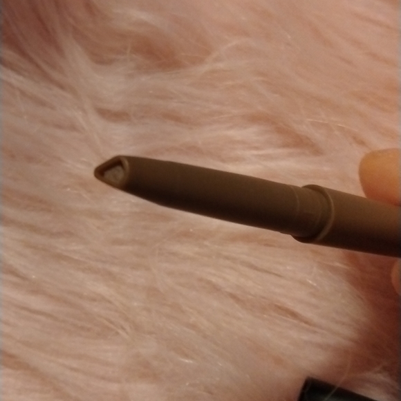 NEW MAC BROW SCULPT BROW PENCIL IN CORK - Picture 4 of 5